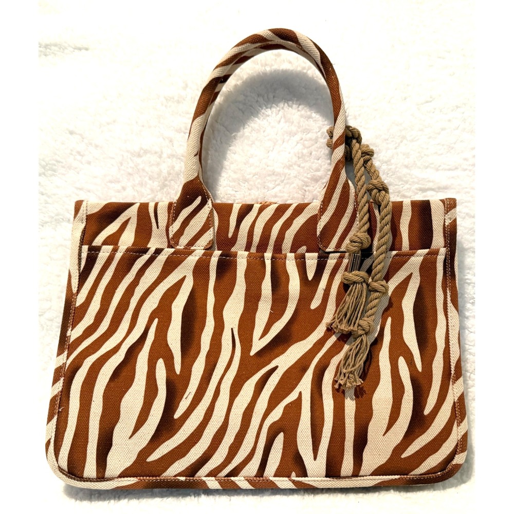 Vince Camuto Orla Tote Handbag Jute Zebra NWOT Hand Crocheted Purse